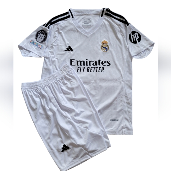 Kylian Mbappé Real Madrid 24/25 Home Set for Kids - Picture 2 of 5